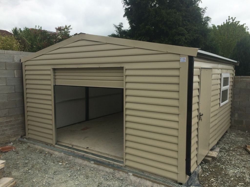 Garages and Insulated Garages